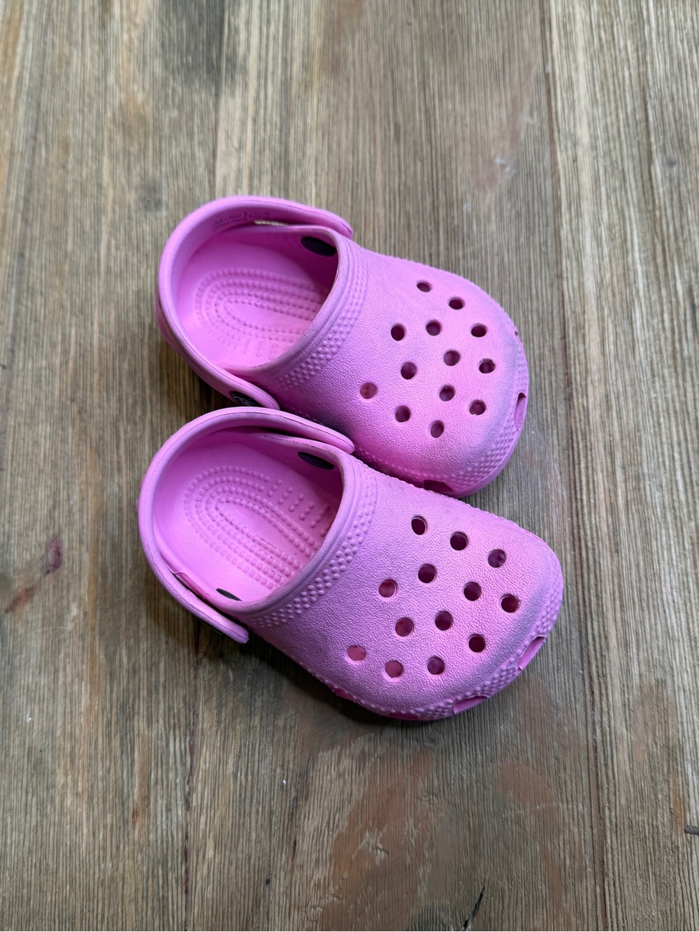 CROCS Kids Pink Slip-On Clog Shoes size C2/3